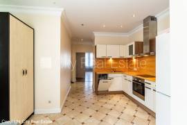 Apartment for rent in Riga, 123.70m2