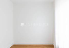 Apartment for rent in Riga district, 125.90m2