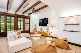Villa Sasha: Renovated Spanish Colonial Villa Steps from Playa Bonita in Hacienda Pinilla