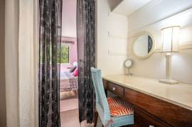 Pacific Beach Condo #2: Prime Beachfront Location with Stunning Views