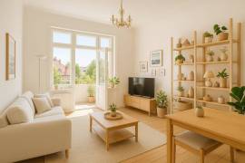 Rented 2-Room Apartment with Balcony for Investment in Prenzlauer Berg