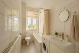 Rented 2-Room Apartment with Balcony for Investment in Prenzlauer Berg