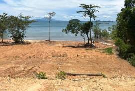 9 rai (14186 m2) of Beachfront Land in Koh Jum Krabi // Great Location For Hotel or Luxury Villas