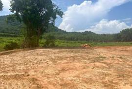 9 rai (14186 m2) of Beachfront Land in Koh Jum Krabi // Great Location For Hotel or Luxury Villas