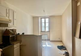 EXCLUSiViTE MONPAZiER, iMMEUBLE LOUE