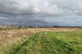 Building land for sale in Pouzolles - 160 000 € *