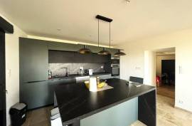 4 room, 126m2 Renovated house for sale in Magalas - 199 000 € *
