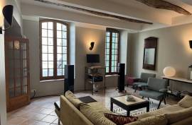 6 room, 230m2 House for sale in Puissalicon - 339 000 € *