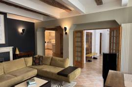 6 room, 230m2 House for sale in Puissalicon - 339 000 € *