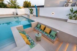 Luxury villa 800 metres from the sea in Campoamor, Costa Blanca South
