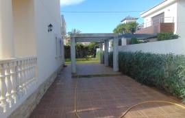 listing listing
