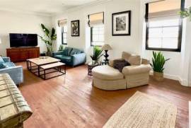 Beautiful 4 bedroom apartment in Town Area, Gibraltar