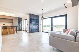 Zagreb, Maksimir, Remete, luxury three room penthouse NKP 150 m2 + garage + 2VPM
