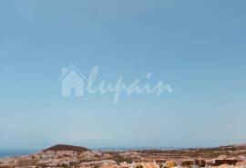 2 Bedroom Apartment in Port Royal Complex For Sale In Los Cristianos LP23886