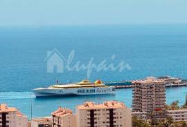 2 Bedroom Apartment in Port Royal Complex For Sale In Los Cristianos LP23886