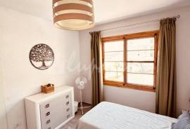 2 Bedroom Apartment in Port Royal Complex For Sale In Los Cristianos LP23886