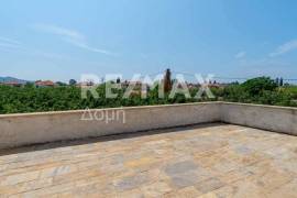 Maisonette 430 sq.m for sale