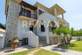 Maisonette 430 sq.m for sale