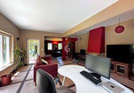 5+2 beds villa for rent, in Bairro da Martinha