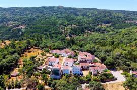 Traditional 3 bedroom villa with 3 plots for construction