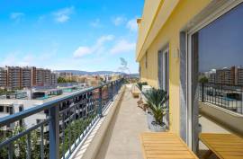 ANNUAL RENTAL - LUXURY PENTHOUSE 4 BEDROOM , SEA AND RIVER VIEWS IN PRAIA DA ROCHA