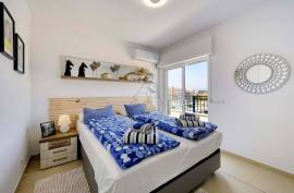 ANNUAL RENTAL - LUXURY PENTHOUSE 4 BEDROOM , SEA AND RIVER VIEWS IN PRAIA DA ROCHA