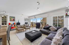 ANNUAL RENTAL - LUXURY PENTHOUSE 4 BEDROOM , SEA AND RIVER VIEWS IN PRAIA DA ROCHA