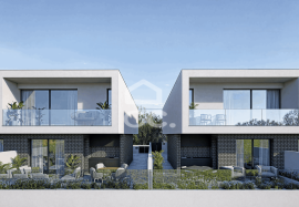 New 4 bedroom villa, with garden and terrace, in a private condominium with swimming pool, next to the Retail Park in Eiras.