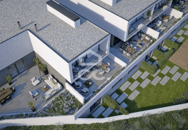New 4 bedroom villa, with garden and terrace, in a private condominium with swimming pool, next to the Retail Park in Eiras.