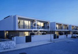 New 4 bedroom villa, with garden and terrace, in a private condominium with swimming pool, next to the Retail Park in Eiras.