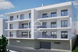 4 bedroom apartment in São Martinho do Bispo