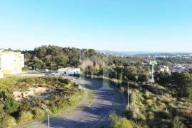 Terreno Urbano com PIP aprovado e vista para o Castelo de Leiria