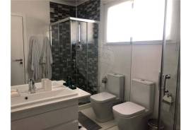 4-Bedroom House in Bairro do Rosário, Cascais – Comfort, Space, and Prime Location
We present this magnificent 4-bedroom house located in the prestigious Bairro do Rosário, one of the most sought-after residential areas in Cascais
