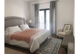 4-Bedroom House in Bairro do Rosário, Cascais – Comfort, Space, and Prime Location
We present this magnificent 4-bedroom house located in the prestigious Bairro do Rosário, one of the most sought-after residential areas in Cascais