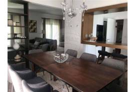 4-Bedroom House in Bairro do Rosário, Cascais – Comfort, Space, and Prime Location
We present this magnificent 4-bedroom house located in the prestigious Bairro do Rosário, one of the most sought-after residential areas in Cascais