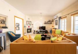 4-Bedroom Villa in a Private Condominium – Carvalhal, Bombarral