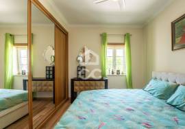 4-Bedroom Villa in a Private Condominium – Carvalhal, Bombarral