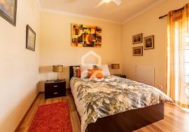 4-Bedroom Villa in a Private Condominium – Carvalhal, Bombarral