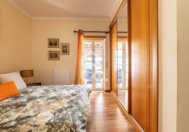 4-Bedroom Villa in a Private Condominium – Carvalhal, Bombarral