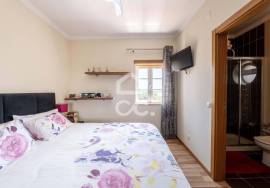 4-Bedroom Villa in a Private Condominium – Carvalhal, Bombarral