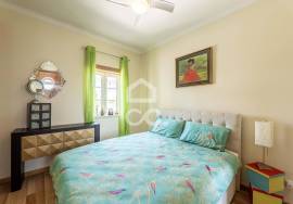 4-Bedroom Villa in a Private Condominium – Carvalhal, Bombarral