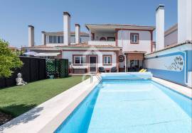 4-Bedroom Villa in a Private Condominium – Carvalhal, Bombarral