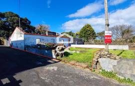 Ruin - Lajes