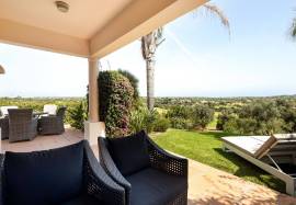 2-Bedroom Duplex Townhouse at Vale da Pinta Golf Resort – Algarve