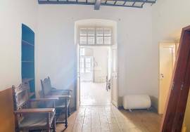 Living or Investing in the Heart of Elvas – A Unique Property with Extraordinary Potential