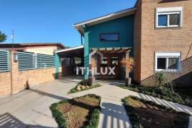 House, Furnished, For Sale, 218m2, 3 Bedrooms, 2 Bathrooms, Swimming Pool, 2 Parking Spaces, Airport, Sans Souci, Eldorado do Sul