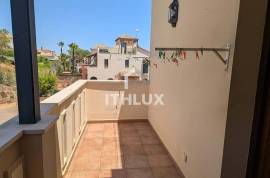 Elegant Corner Townhouse in Prestigious Las Lomas, Costa Esuri – Ayamonte