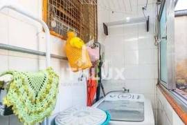 Apartment, For Sale, 53m2, 2 Bedrooms, 1 Bathroom, Semi-furnished, Near Shopping Praia de Belas, Menino Deus, Poa/ Rs