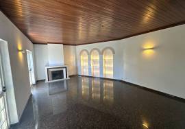 Villa, 216 m², For Sale, 5 Bedrooms, 3 Suites, 4 Bathrooms, 2 Living Rooms with Fireplace, Parking, Copper, Cascais