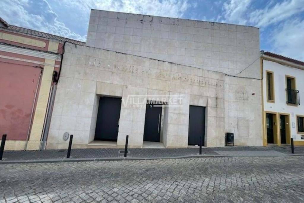 Building Cuba